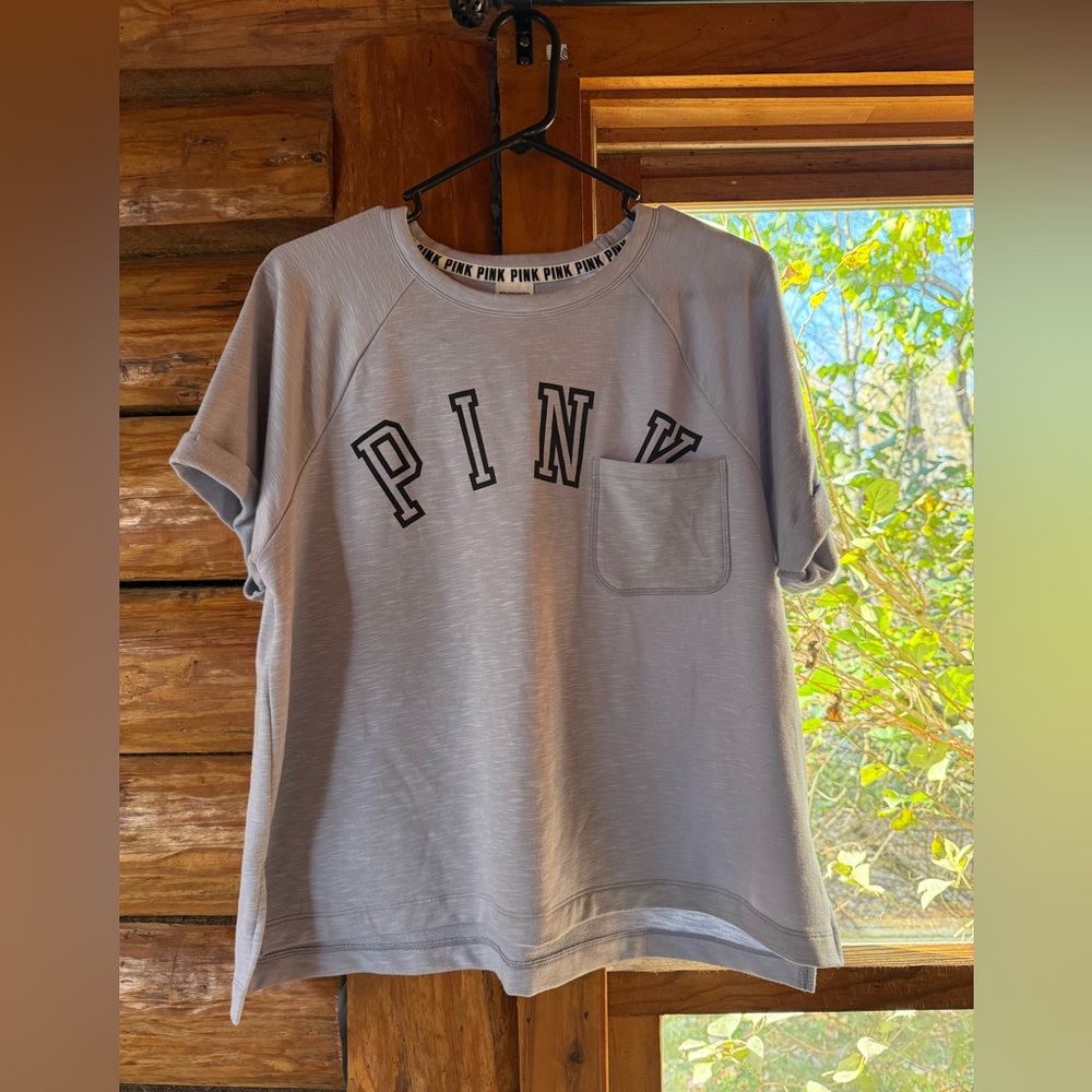 NWOT PINK cropped tee size medium